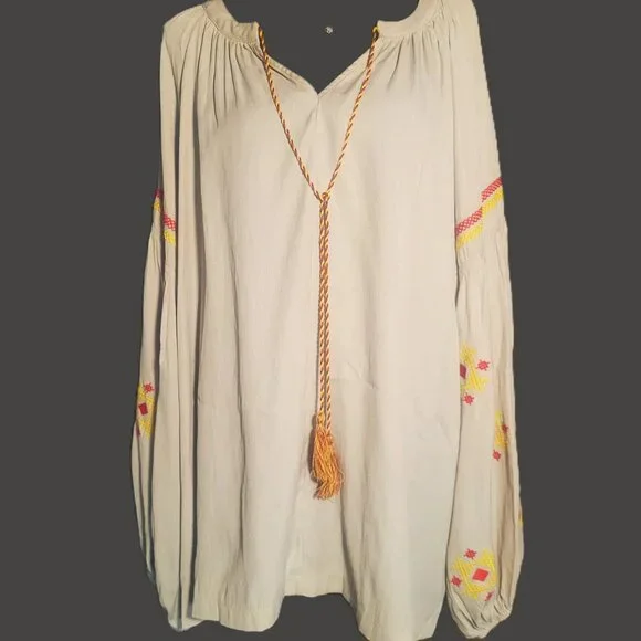 NWT! Hayden Light "Greige" Embroidered Peasant Boho Top Billowed Sleeve - Sz 2X - Picture 3 of 13